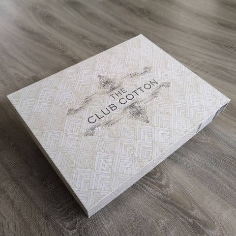 Lenjerie de pat din satin de lux model Carus mov-albastru cu design baroc