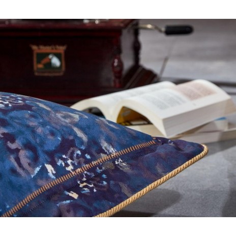 Lenjerie de pat din satin de lux model Damask albastru-auriu cu design damasc