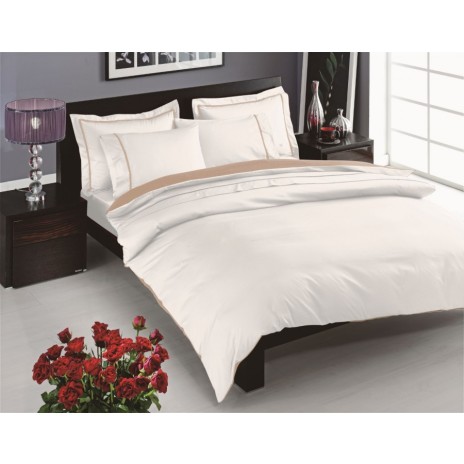 Lenjerie de pat satin de lux Prestige cu detalii bej pe fundal ecru, set de 6 piese
