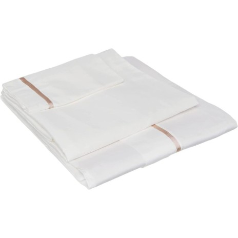 Lenjerie de pat satin de lux Prestige cu detalii bej pe fundal ecru, set de 6 piese