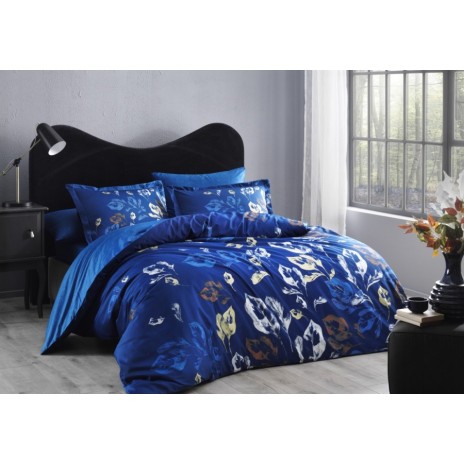 Lenjerie de pat TAC Talin Lacivert cu design floral albastru intens și detalii contrastante, pe bumbac 100% satinat mercerizat, include cearceaf de pat, husă de pilotă și fețe de pernă