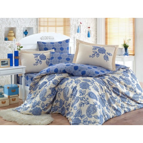 Lenjerie de pat de lux din satin Hobby Home Antonia Dark Blue în nuanțe albastru închis și crem, design floral