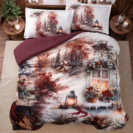 Lenjerie de pat flanel Dalila First Choice, peisaj de iarna cu brazi, casute inzapezite, felinar si fereastra decorata, verso bordo