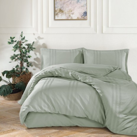 Lenjerie de pat jacquard ranforce verde Clasy Home Melkor V9 pe pat elegant