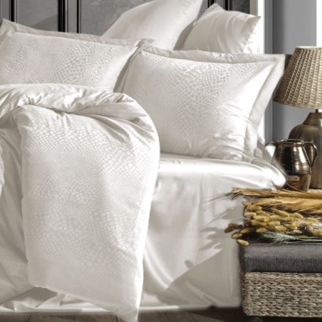 Lenjerie pat jacquard satin de lux Austin Crem Saheser Home