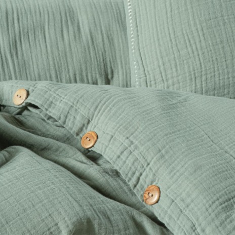 Lenjerie de pat din muselină Henna Verde, 100% bumbac organic, design elegant și respirabil, nasturi cu aspect de lemn natural