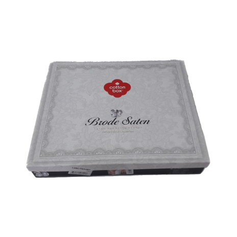 Lenjerie de pat de lux din satin Cotton Box For You White în nuanțe alb, design broderie și dantelă