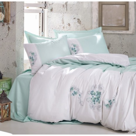 Lenjerie de pat Lena Mint alb și mentă cu broderii și aplicații 3D din bumbac satinat Cotton Box