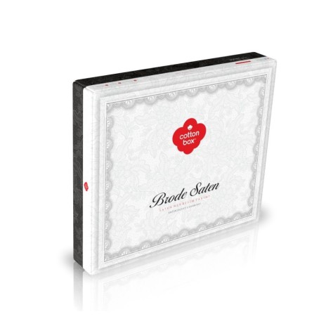 Lenjerie de pat ecru din satin cu broderii 3D delicate, model Cotton Box Pure, realizată din bumbac 100% satinat.