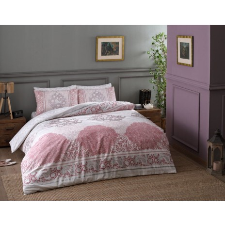 Lenjerie de pat Ranforce Aryan Pink cu design elegant în roz și alb decorată cu motive florale
