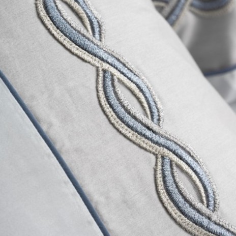 Lenjerie de pat Fedor, bumbac satinat, broderie elegantă în nuanțe de gri, set 6 piese