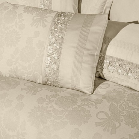 Lenjerie de Pat Satin de Lux VIP Moonlight, First Choice, Buhara, Jacquard Cappuccino cu Dantela