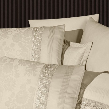 Lenjerie de Pat Satin de Lux VIP Moonlight, First Choice, Buhara, Jacquard Cappuccino cu Dantela