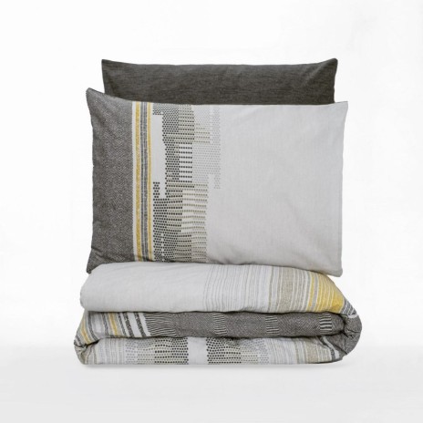 Set de lenjerie de pat din bumbac, moale și confortabil, cu design modern în tonuri de gri și galben.