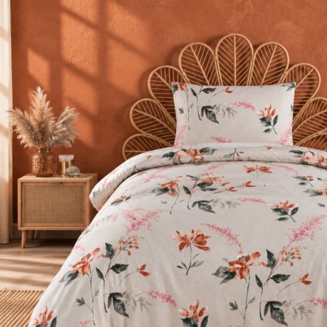 lenjerie pat 1 persoana Karen Maro bumbac ranforce cu elastic flori teracota portocalii si frunze verzi First Choice