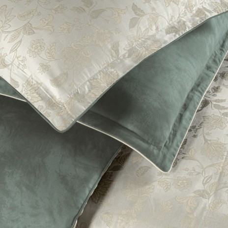 Lenjerie pat satin jacquard 300TC La Romano Edesa Bej set 6 piese floral bej verde