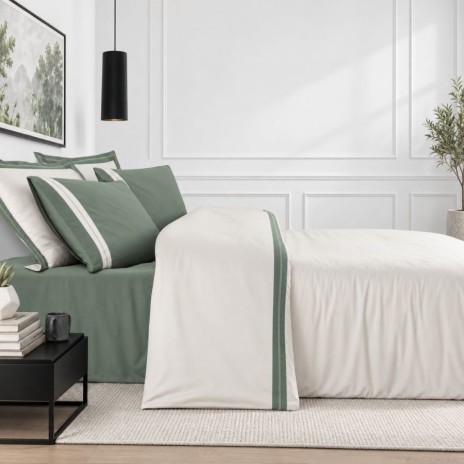 Lenjerie pat de lux Alara Crem La Romano, satin bumbac 300TC, crem cu verde si broderie decorativa