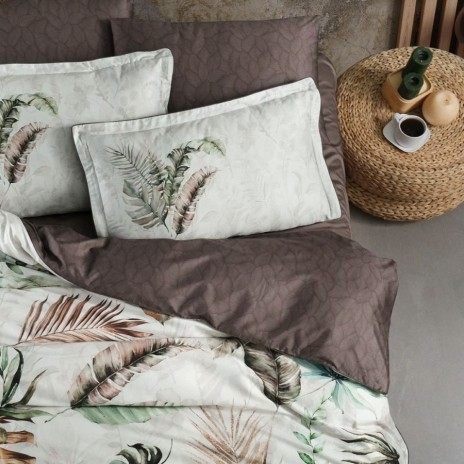 Lenjerie de pat La Romano Hira Iron bumbac satinat 300 TC frunze de palmier si monstera verde maro pe fond crem