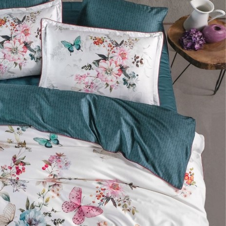 Lenjerie de pat La Romano Holea Tapestry bumbac satinat 300 TC cu flori roz si fluturi pe fond alb si verde petrol