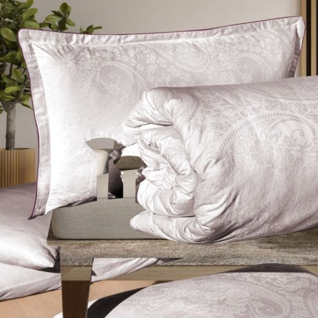 Lenjerie de pat La Romano Tracy Violet bumbac satinat 300 TC model ornamental paisley roz pal lila