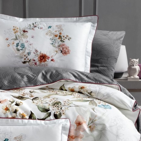 Lenjerie de pat premium satin La Romano Floral gri cu imprimeu floral elegant si accente gri