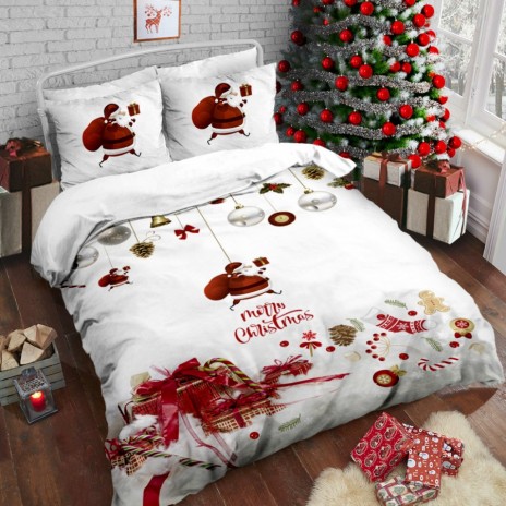 Lenjerie de pat dublu 3D bumbac 100% Ranforce Cotton Club Zilo cu design de Crăciun, ilustrând Moș Crăciun, globuri aurii și argintii, ciorapi decorați și cadouri roșii