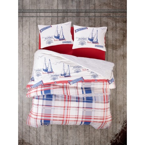 Lenjerie de pat dublu bumbac 100% ranforce Cotton Box Alesta Claret Red cu design nautic și carouri în nuanțe de roșu, albastru și alb.