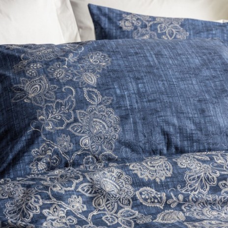 Lenjerie de pat Cottonbox din bumbac 100% ranforce, design floral în albastru și bej, decorată cu motive florale delicate
