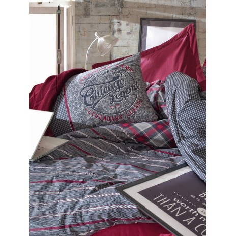 Lenjerie pat dublu bumbac 100% ranforce Cotton Box Jonas Claret Red, design modern în carouri și dungi în roșu închis, gri și alb.