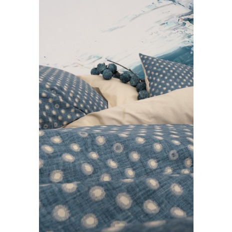 Lenjerie de pat dublu Cottonbox din bumbac ranforce, față albastră cu buline albe și revers bej