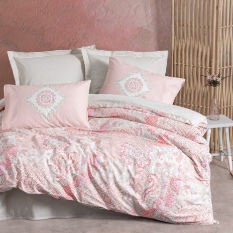 Lenjerie de pat Cottonbox din bumbac 100% ranforce, design romantic în roz și bej, cu motive paisley și mandale