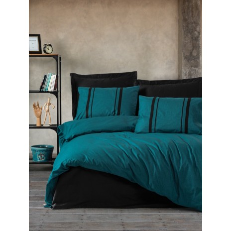 Lenjerie de pat dublu bumbac 100% ranforce Cottonbox Bitter, design modern minimalist în albastru petrol cu detalii negre.