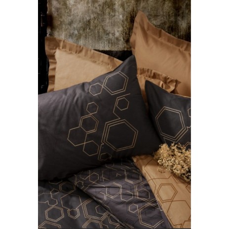 Lenjerie de pat Cottonbox, din bumbac 100% ranforce, cu model geometric cu hexagoane în nuanțe de cupru și negru