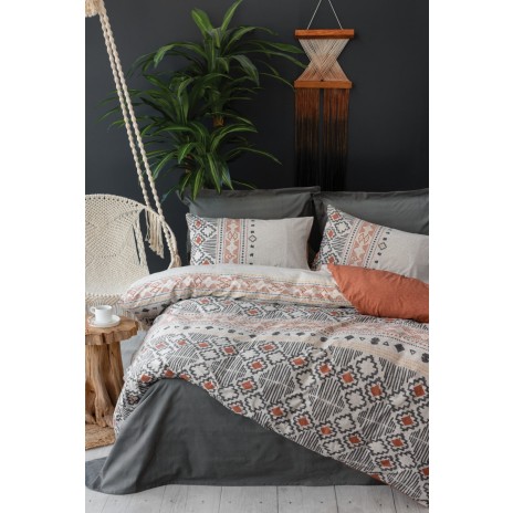 Lenjerie de pat Cottonbox, din bumbac 100% ranforce, cu model geometric în nuanțe de gri, negru și portocaliu pe fundal gri