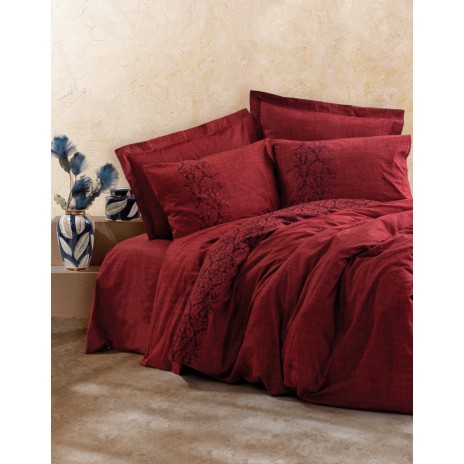 Lenjerie de pat Sooty-Claret Red cu nuanțe de roșu intens și negru, imprimeuri delicate