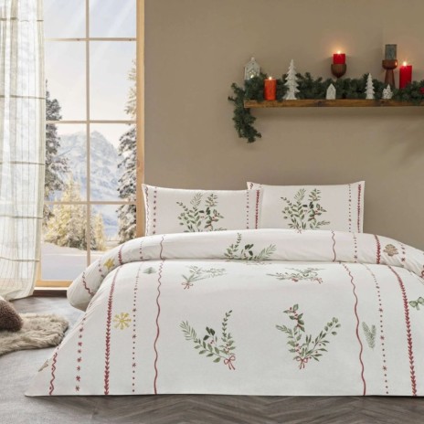 set lenjerie Craciun TAC Mistovia in dormitor, detaliu imprimeu Craciun fosforescent TAC Mistovia