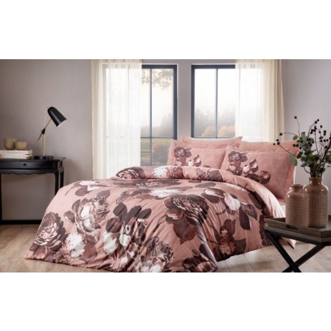 Lenjerie de pat dublu satin de lux TAC model Avila cu imprimeu floral digital și nuanțe roz-maro, fabricată din 100% bumbac satinat.