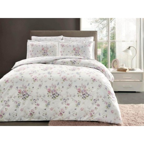 Lenjerie de pat albă Claudine din satin de bumbac cu flori roz, mov și violet, frunze verzi și fluturi, set romantic TAC