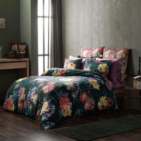 Lenjerie de pat Midnight, bumbac satinat, imprimeu flori colorate pe fundal negru, set 6 piese