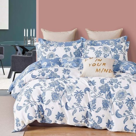 lenjerie percale cu model floral albastru