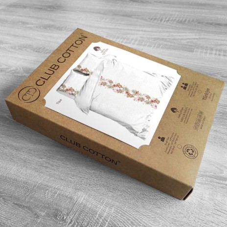 Lenjerii Craciun 3D alb pat dublu cu crengute decorative si fructe rosii, bumbac 100% ranforce, Tisa
