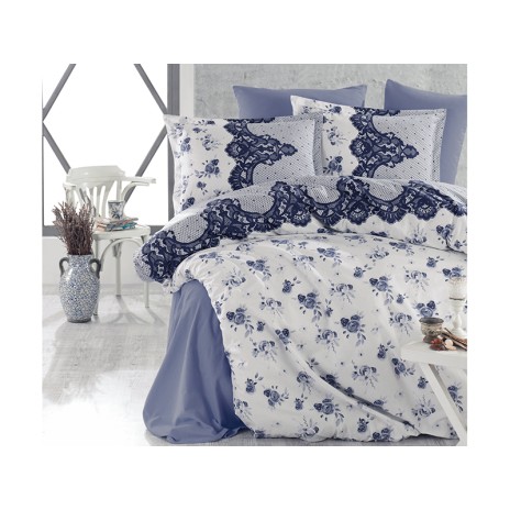 Lenjerie de pat dublu Ralex Pucioasa Andora, bumbac 100% ranforce, design elegant alb și albastru, motive florale și accente de dantelă