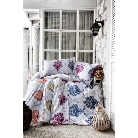 Lenjerie de pat bumbac 100% ranforce Ivy V1 cu model baroc multicolor pe fundal alb