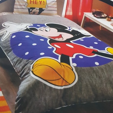 Lenjerie de pat Disney Tac Mickey Fun, imprimeu gri roșu galben cu Mickey Mouse, 3 piese, bumbac.