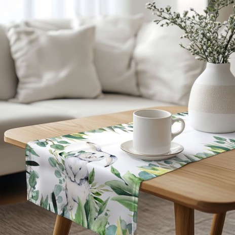 Napron decorativ 40x150 cm bumbac 100% Gizmo cu iepuras si frunze verzi