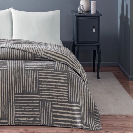 Pătură bumbac și fibră mixtă 200x220 cm, model geometric antracit, marca TAC, moale și călduroasă