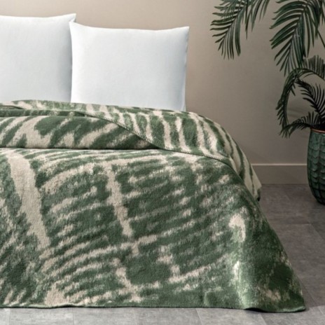 Pătură bumbac și fibră mixtă 200x220 cm, model geometric verde, marca TAC, moale și călduroasă.