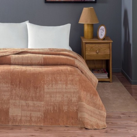 Pătură bumbac și fibră mixtă 200x220 cm, model geometric maro, marca TAC, moale și călduroasă.