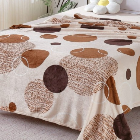 Pătură cocolino cu model cercuri maro pe fundal bej – 200x230 cm
