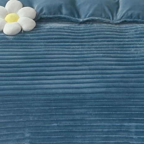 Patura cocolino Line 200x230cm albastru petrol, microfibra plusata dungi.